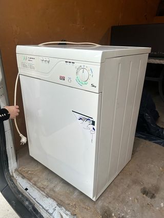 Secadora Carga Frontal