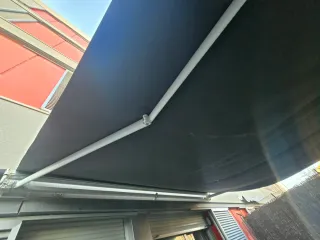 Toldo exterior negro
