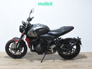TRIUMPH TRIDENT 660 (A2)
