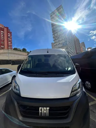 Furgoneta Fiat Ducatto L3, gran volumen de carga