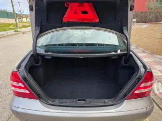 Mercedes-Benz Clase C 2004