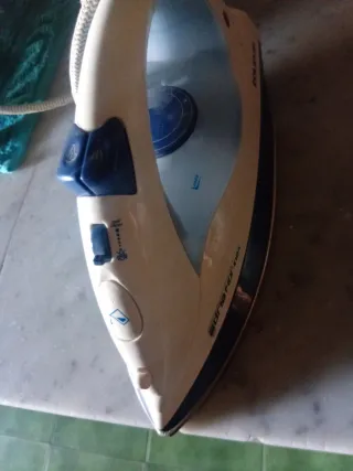 Plancha de ropa Taurus