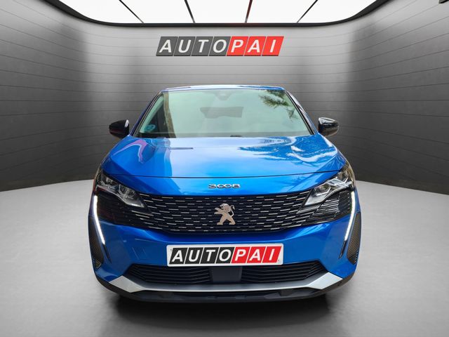 Peugeot 3008 1.2i TURBO 130cv. ACTIVE PACK