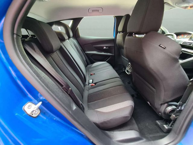 Peugeot 3008 1.2i TURBO 130cv. ACTIVE PACK