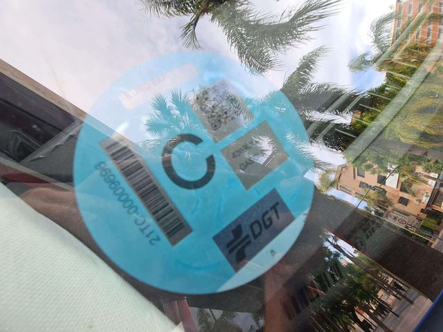 Peugeot 3008 1.2i TURBO 130cv. ACTIVE PACK