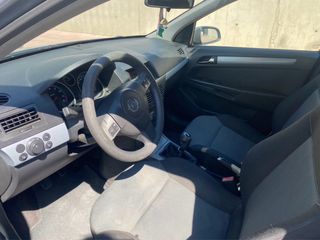 Opel Astra 2004