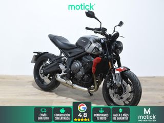 TRIUMPH TRIDENT 660 (A2)