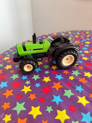 Tractor de juguete siku