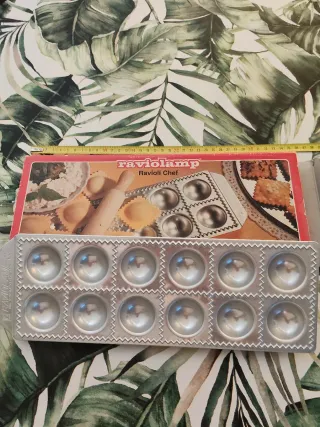Molde Ravioli Raviolamp Metal