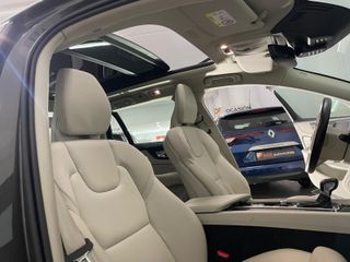 Volvo V60 D3 Momentum Pro 2019