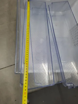Cajón Congelador Frigorífico y lo de las puertas.