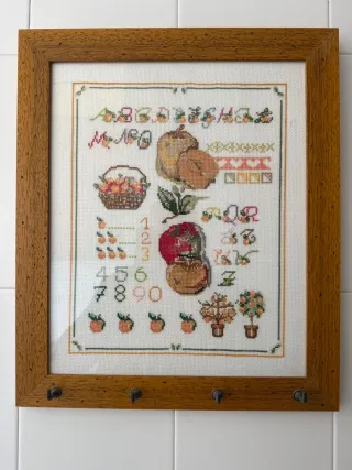 Cuadro punto de cruz cocina frutas