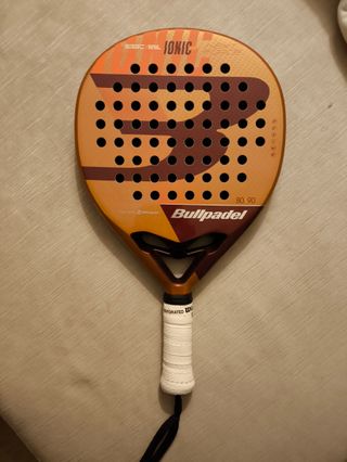 Pala de Pádel Bullpadel casi nueva