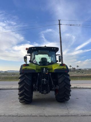 Tractor Claas Arion 630 Hexashift