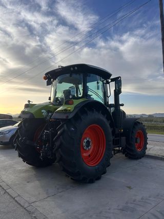 Tractor Claas Arion 630 Hexashift