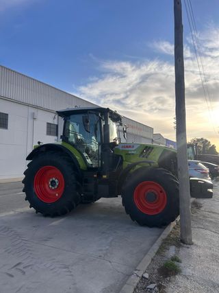 Tractor Claas Arion 630 Hexashift