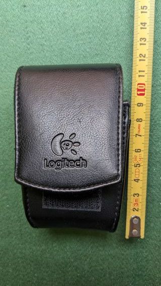 Funda Logitech para ratón inalámbrico y pilas