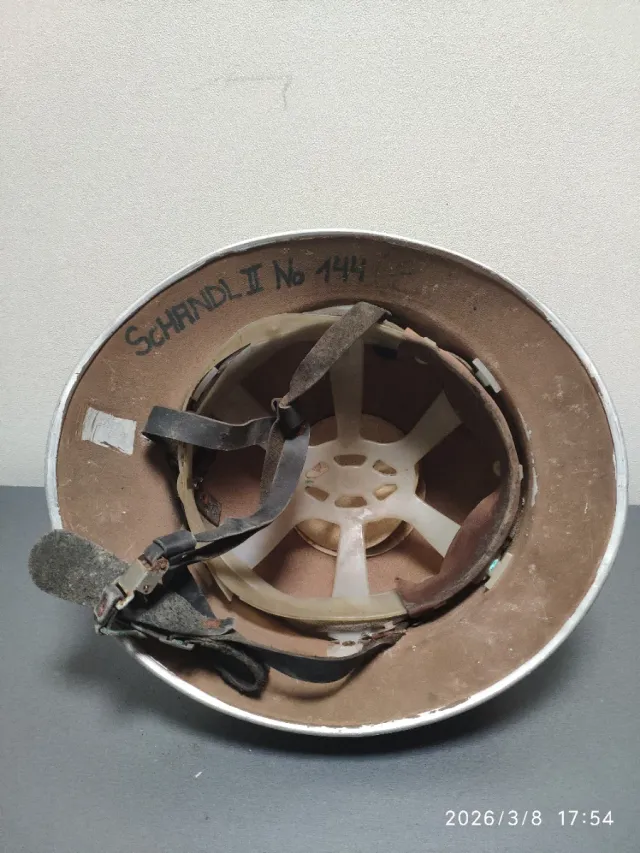 Antiguo casco bombero austriaco