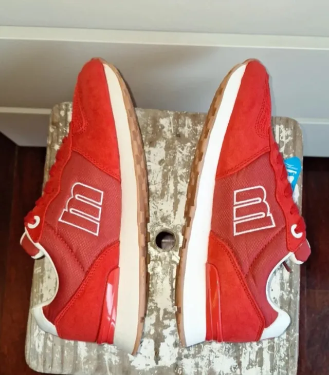 Zapatillas Mustang Rojas y Blancas