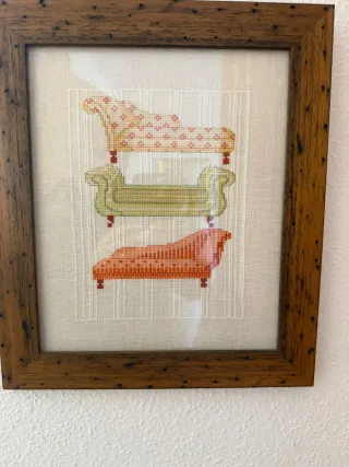 Cuadro punto de cruz sofás