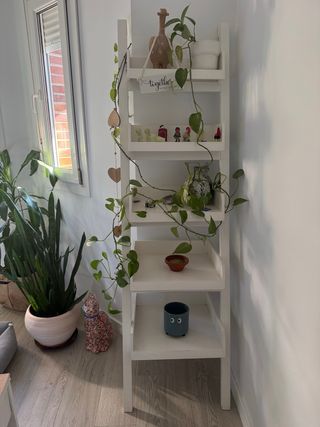 Escalera estantería madera Banak blanca