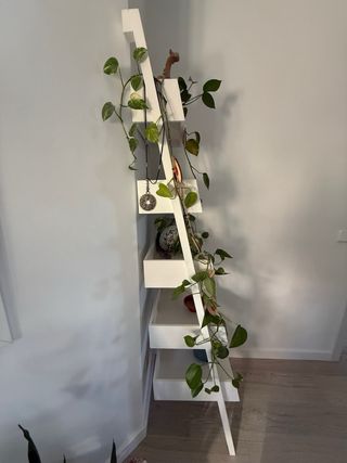 Escalera estantería madera Banak blanca