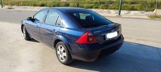 Ford Mondeo Ghia 2.0 TDCi 130cv