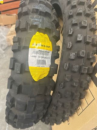 Neumático Dunlop D908RR Rally Raid 140/80-18 70R