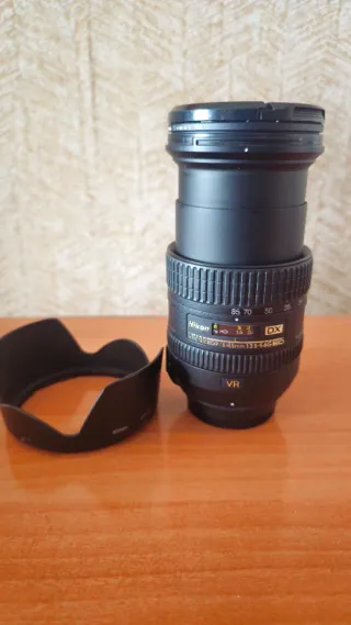 Objetivo Nikon 16-85mm VR