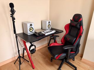 Vendo Mesa Gaming con luces led