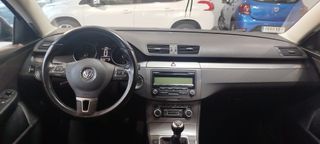Volkswagen Passat 2010 12 MESES DE GARANTIA