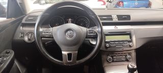 Volkswagen Passat 2010 12 MESES DE GARANTIA