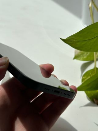 iPhone 13 128GB Impecable + Accesorios