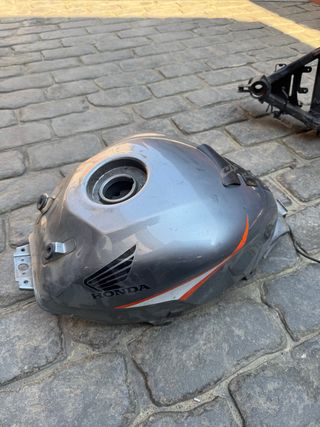 Depósito Gasolina Honda CBR 125 2010