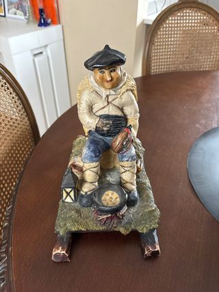 Figura Olentzero sentado