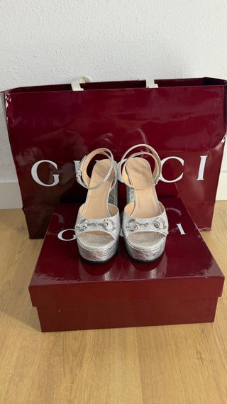 Tacones Gucci