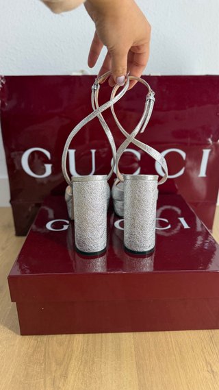 Tacones Gucci