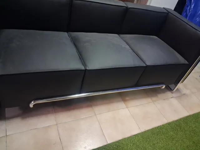 Sofá recibidor de 3 plazas negro