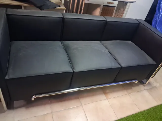 Sofá recibidor de 3 plazas negro