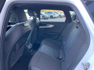 Audi A4 Avant Black line 35 TDI 120kW S tronic