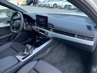 Audi A4 Avant Black line 35 TDI 120kW S tronic