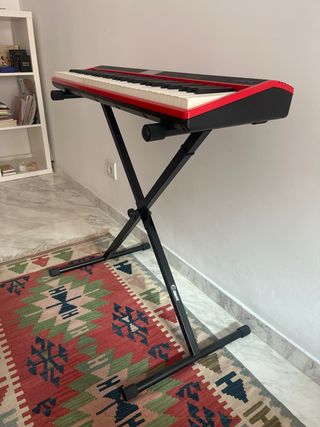 Teclado Roland GO:KEYS Rojo