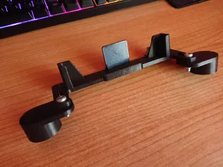 Soporte móvil dashboard Logitech