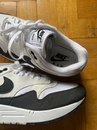 Nike Air Max 1 Talla 41 Blanco y Negro