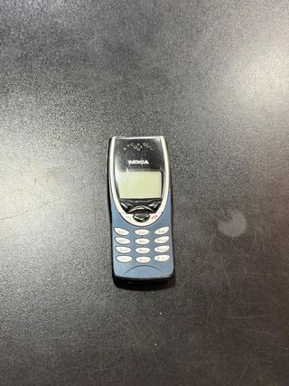 Telemóvel Nokia 8210