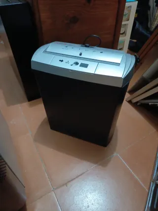 Destructora de papel Genie 250CD