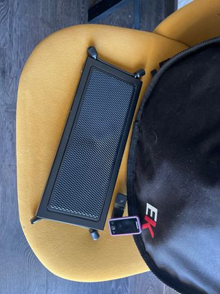 Guitarra de niño con funda, pedal y afinador