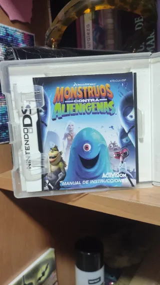 Pack 2 Juegos Nintendo DS: Monstruos vs Alien+Dora