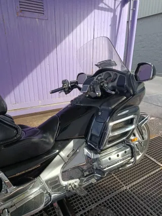 Honda Goldwing 1800 Negra