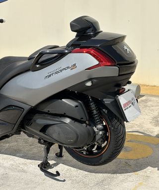 Peugeot Metropolis 400 2016